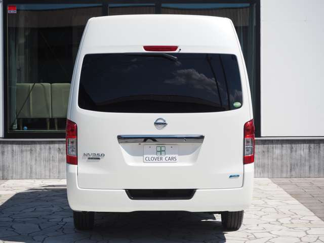 女性にも安心してお乗りいただけるよう、車内の清掃には特にこだわり、メーカー販売時の状態に近づける為に妥協は致しません!!
