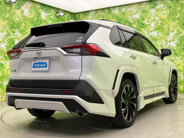 RAV42.0 G 4WD