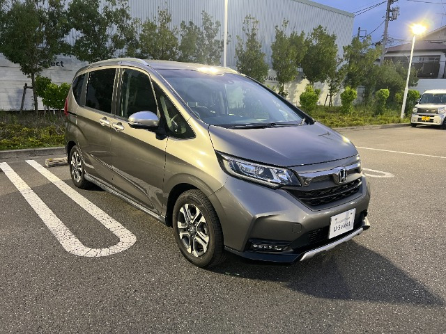 フリード1.5 クロスター ホンダセンシング