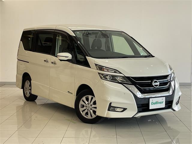 セレナ2.0 ハイウェイスター 4WD