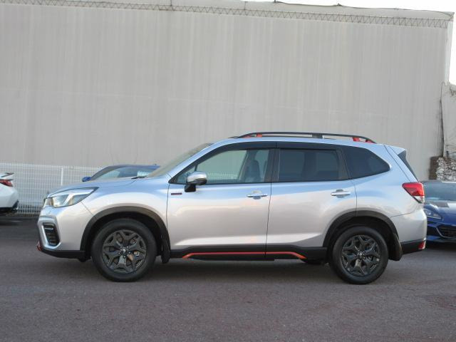 フォレスター2.0 エックスブレイク 4WD