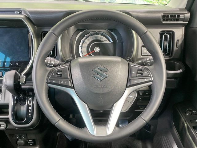 【純正革巻きステアリング】上質な革を使用することで、手にしっかり馴染みとても運転しやすいハンドルです♪