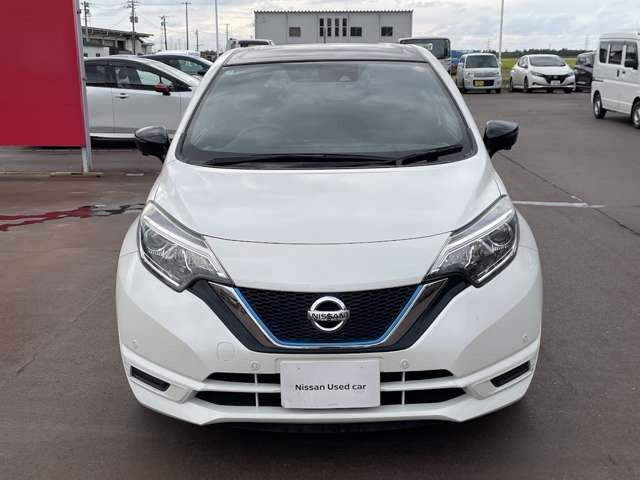 ノート1.2 e-POWER X ブラックアロー