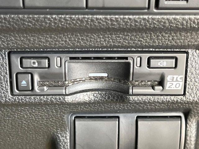 【ETC】高速道路の料金所をストレスなく通過!話題のスポットやサービスエリアに多い「スマートIC」利用時は必須のアイテムです。当店でセットアップを実施、ご納車当日からすぐにご利用いただけます!