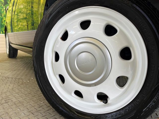 �y����14�C���`�A���~�z�C�[���z�O�ςɃ}�b�`���������A���~�z�C�[���𑕒����Ă���܂��B�e��ЊO�A���~�z�C�[����A�X�^�b�h���X�^�C�����戵�����Ă���܂��B���񂲑��k����������