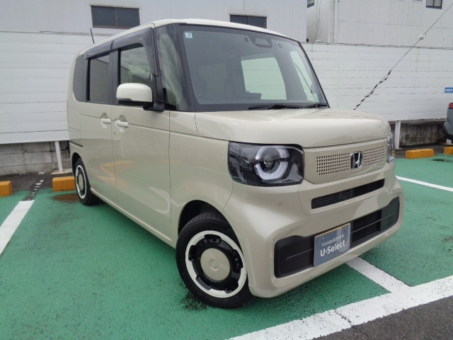N-BOXファッションスタイル モノトーン