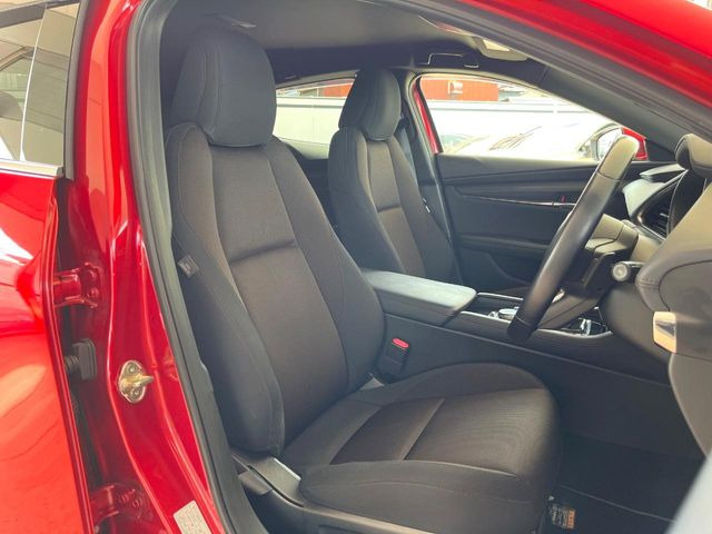 �^�]�Ȃ܂��ɂ͏\���ȃX�y�[�X������A�啿�ȕ��ł��������^�]���Ă�����������ł��B