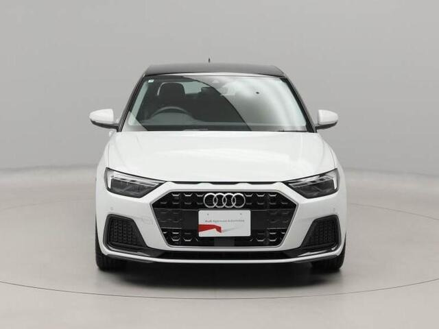 A1スポーツバック25 TFSI アドバンスド