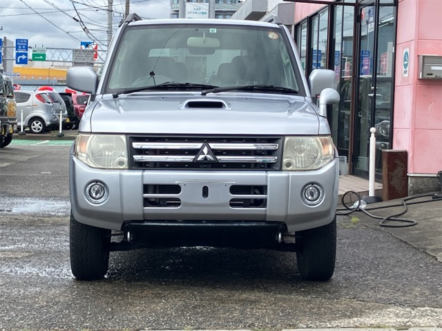 パジェロミニエクシード 4WD