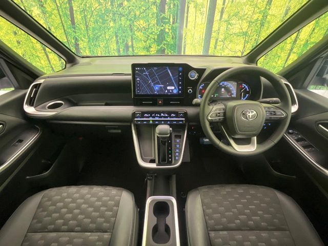 ヴォクシー1.8 ハイブリッド S-Z