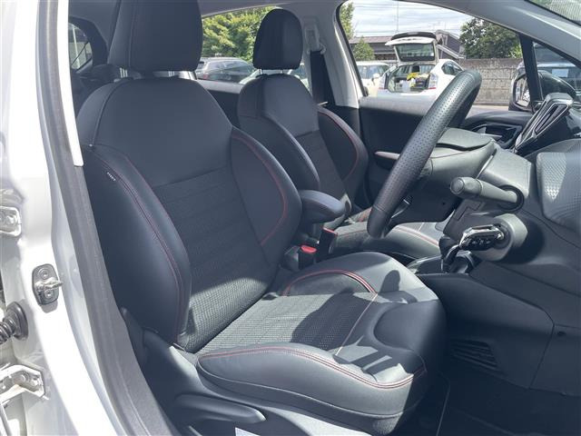 208GTライン ブラックパック