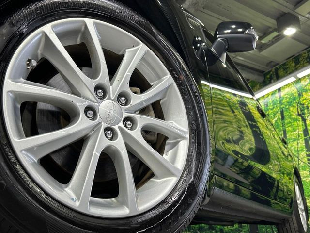 �y����16�C���`�A���~�z�C�[���z�O�ςɃ}�b�`���������A���~�z�C�[���𑕒����Ă���܂��B�e��ЊO�A���~�z�C�[����A�X�^�b�h���X�^�C�����戵�����Ă���܂��B���񂲑��k����������