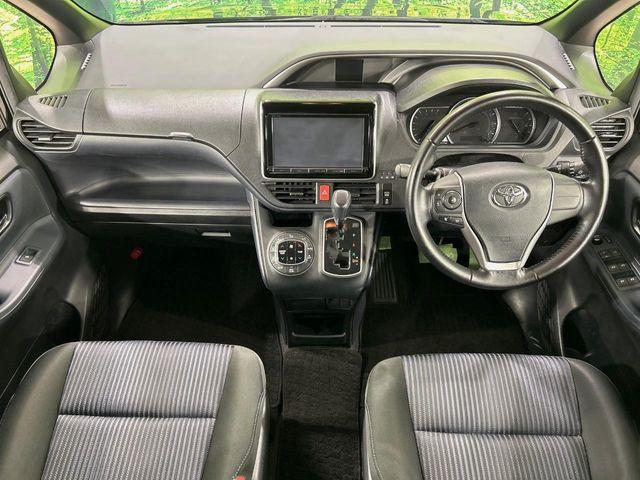 ヴォクシー2.0 ZS 煌