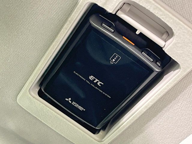 【ETC】高速道路の料金所をストレスなく通過!話題のスポットやサービスエリアに多い「スマートIC」利用時は必須のアイテムです。当店でセットアップを実施、ご納車当日からすぐにご利用いただけます!