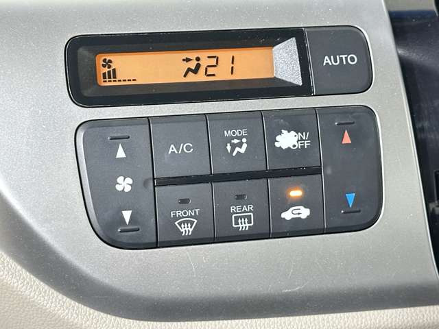 お車の販売だけではなく、お車の買い取りだけもさせていただいております!