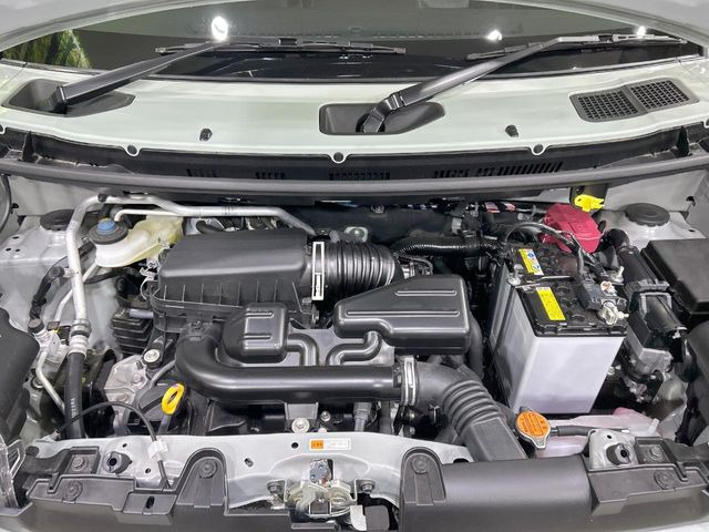 親切・丁寧な専門メカニックスタッフが応対!・車検・点検整備・事故等の修理などアフターサービスも安心。お車のカスタマイズもネクステージのサービススタッフまでご相談ください!