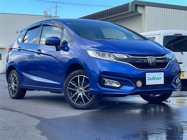 フィット1.3 13G L ホンダセンシング 4WD
