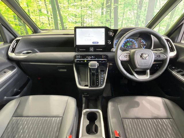 ノア1.8 ハイブリッド S-Z