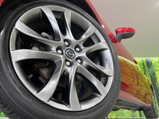 �y�O���[�h��p����19�C���`�A���~�z�C�[���z�f�U�C�����̍��������A���~�z�C�[���𑕒����Ă���܂��B�e��ЊO�A���~�z�C�[����A�X�^�b�h���X�^�C�����戵�����Ă���܂��B���񂲑��k����������