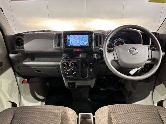 NV100クリッパーDX GLパッケージ ハイルーフ 4WD