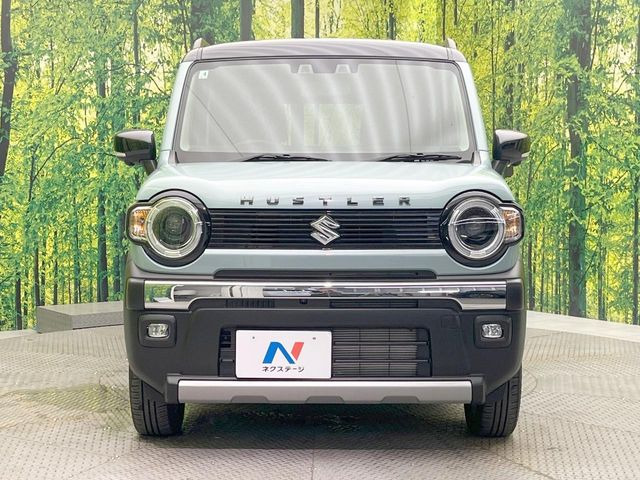 弊社では、全車『修復歴なし』のお車のみ取り扱っております。専任バイヤーによる厳選した仕入れの後、入庫後の車両チェックを行い、ネクステージが認定した高品質な中古車をご提供しております。