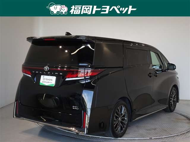 ヴェルファイアハイブリッド 2.5 Z プレミア E-Four 4WD