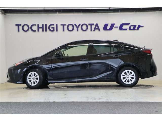 プリウス1.8 S