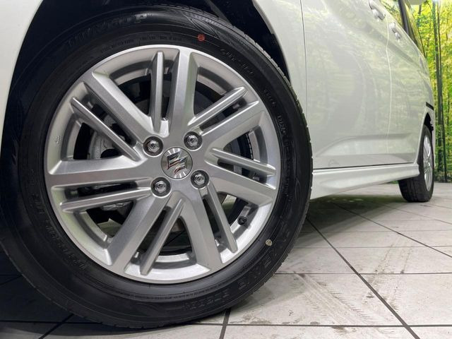 �y����15�C���`�A���~�z�C�[���z�O�ςɃ}�b�`���������A���~�z�C�[���𑕒����Ă���܂��B�e��ЊO�A���~�z�C�[����A�X�^�b�h���X�^�C�����戵�����Ă���܂��B���񂲑��k����������
