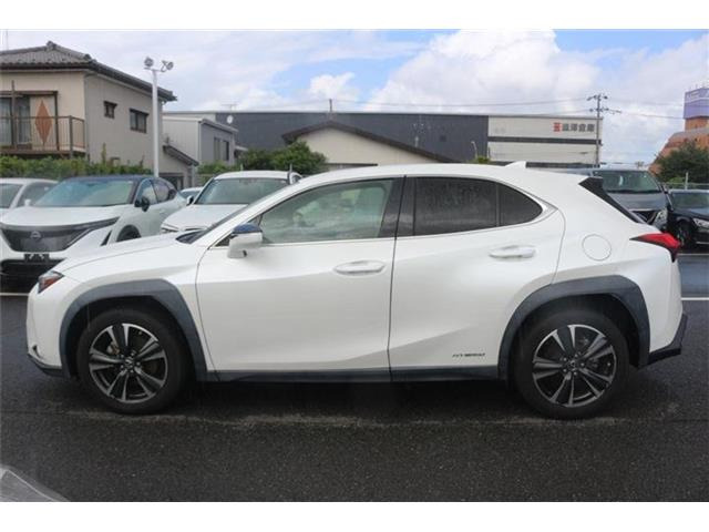 レクサス UX 250h 禁煙車OP18インチAW純正10.3インチナビ 166.5万円 令
