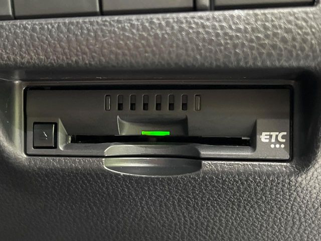 【ETC】高速道路の料金所をストレスなく通過!話題のスポットやサービスエリアに多い「スマートIC」利用時は必須のアイテムです。当店でセットアップを実施、ご納車当日からすぐにご利用いただけます!