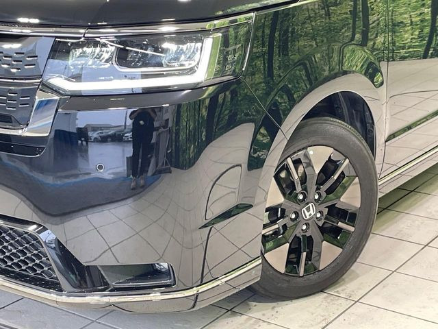 �yLED�w�b�h���C�g�z���V����ԑ��s�����ǍD�Ȏ��E���m�ۂ����S���ĉ^�]�ł��鍂�P�xLED�w�b�h���C�g�𑕔�!�_�����x�������A����d�͂��}�����Ă��܂��B
