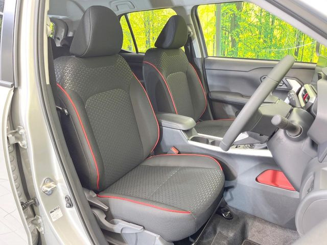 もちろん車内はキレイです♪よりクリーンな状態をキープしたいお客様には『ナノゾーンコート』がおすすめ!新型コロナウイルス対策や、除菌・消臭に効果を発揮し多くの方にご好評いただいております。