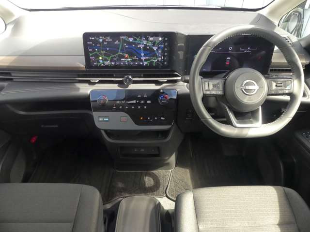 セレナ1.4 e-POWER ハイウェイスターV