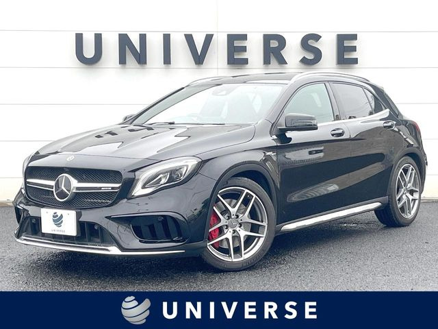 GLAクラスAMG GLA45 4マチック 4WD