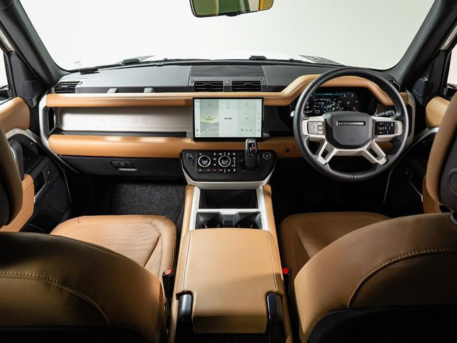 ディフェンダー90 Xダイナミック HSE 3.0L D350 ディーゼル 4WD