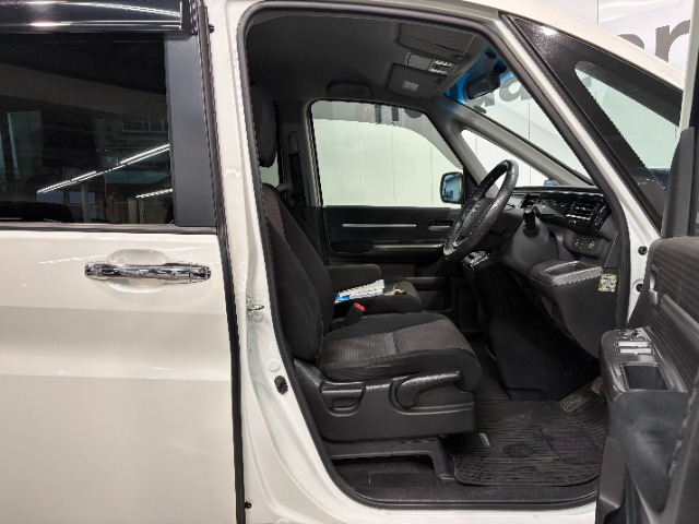 ステップワゴン1.5 スパーダ