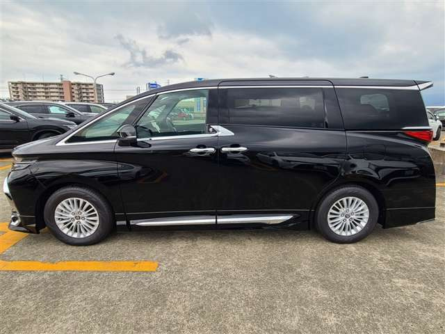 アルファードハイブリッド 2.5 X E-Four 4WD