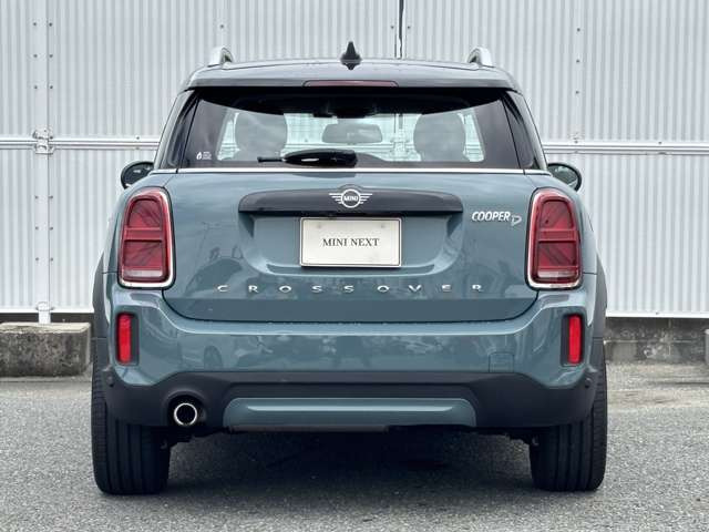 ミニクロスオーバークーパー D オール4 プレミアム プラスパッケージ 4WD
