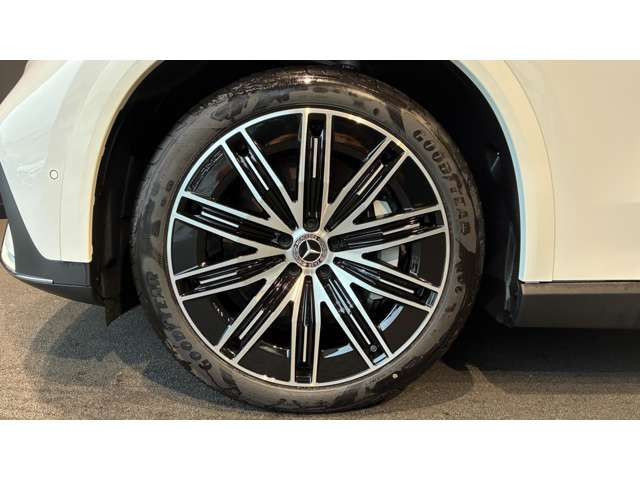 EQE SUV350 4マチック AMGラインパッケージ 4WD