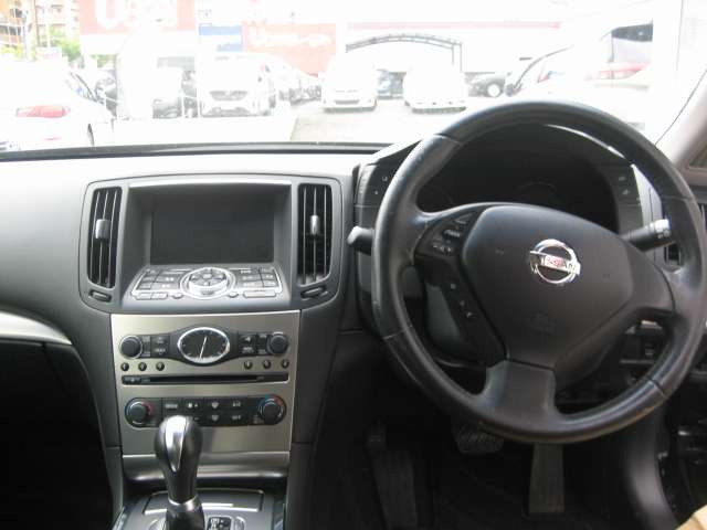 スカイライン2.5 250GT