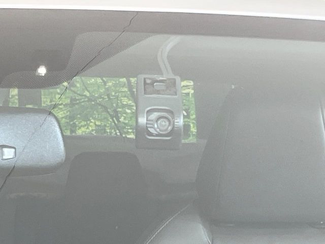 【ドライブレコーダー】ドライブレコーダー装備!走行中はもちろん、あおり運転や事故に遭遇した際、映像で記録し、万一のリスクに備えます。※記録用SDカードはお客様ご自身でご準備いただく必要があります。