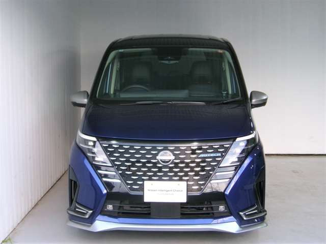 セレナ1.4 e-POWER AUTECH