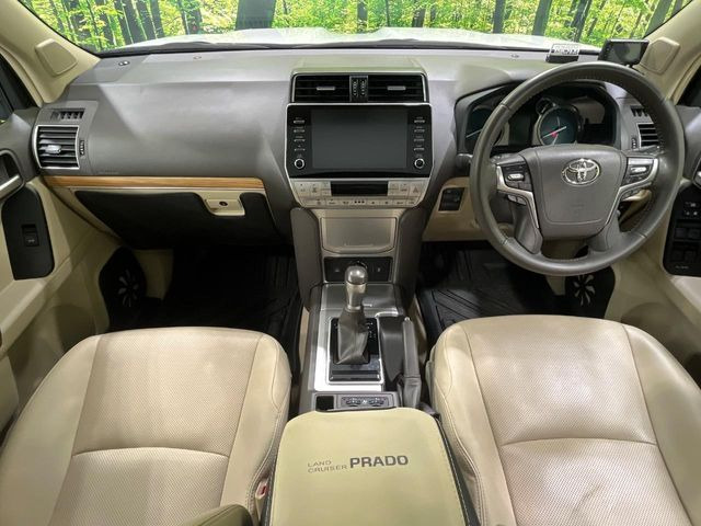 ランドクルーザープラド2.7 TX Lパッケージ マットブラック エディション 4WD
