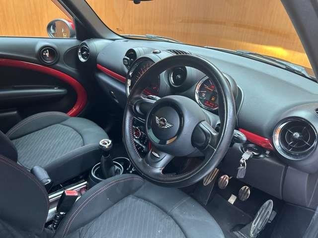 ミニクロスオーバージョン・クーパー・ワークス 4WD