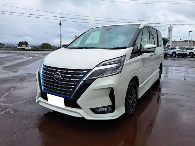 セレナ1.2 e-POWER ハイウェイスターV
