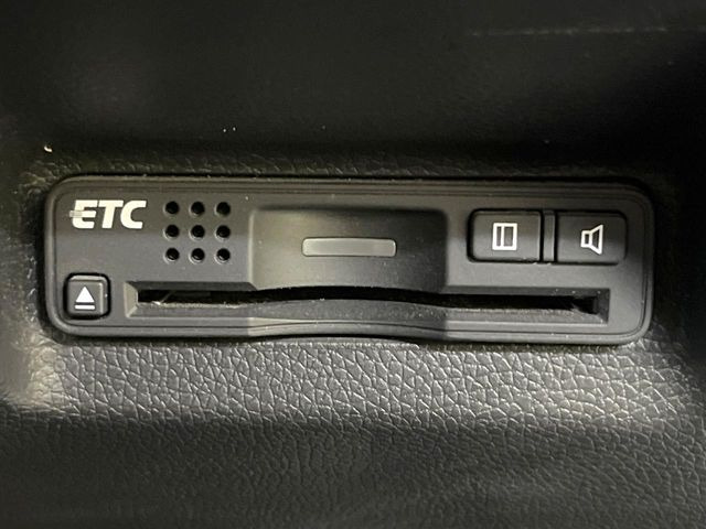 【ETC】高速道路の料金所をストレスなく通過!話題のスポットやサービスエリアに多い「スマートIC」利用時は必須のアイテムです。当店でセットアップを実施、ご納車当日からすぐにご利用いただけます!