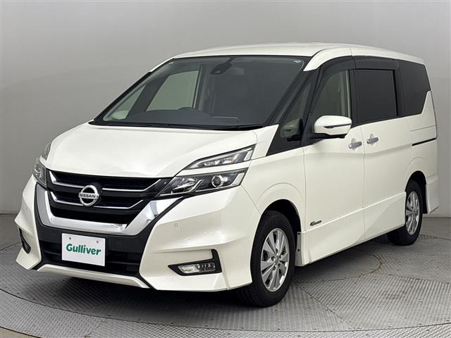 セレナ2.0 ハイウェイスター Vセレクション 4WD