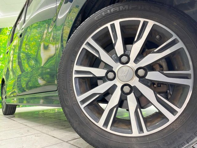 �y����14�C���`�A���~�z�C�[���z�O�ςɃ}�b�`�����A���~�z�C�[���𑕒����Ă���܂��B�e��A���~�z�C�[����A�X�^�b�h���X�^�C�����戵�����Ă���܂��B���񂲑��k����������