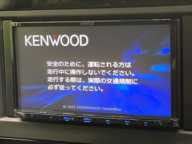セレナ1.4 e-POWER ハイウェイスターV