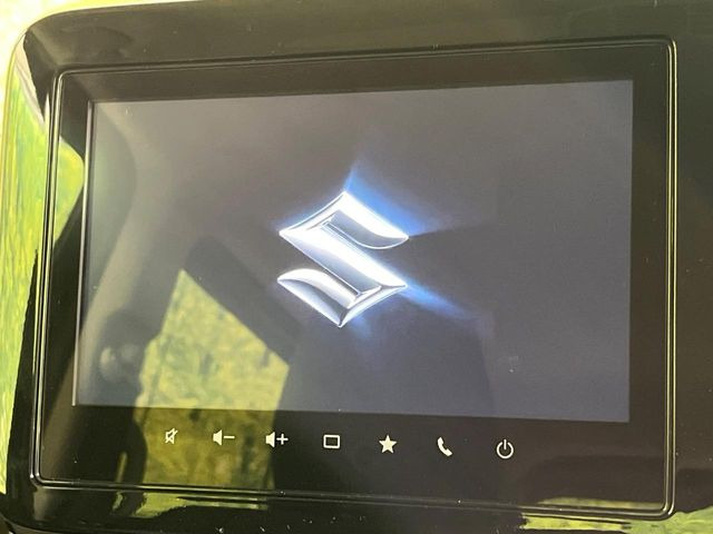 【ディスプレイオーディオ】お手持ちのスマートフォンとの連携で、ナビや音楽再生など各種アプリを使用可能。スマホに近い感覚でお使いいただけます♪